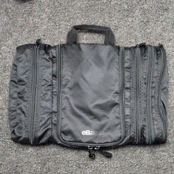 eBags Black Nylon Toiletry Bag - Picture 1 of 4